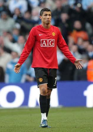 足球巴萨新星闪耀西甲，媒体：未来属于他（巴萨新星耀眼西甲，媒体：未来是他的）