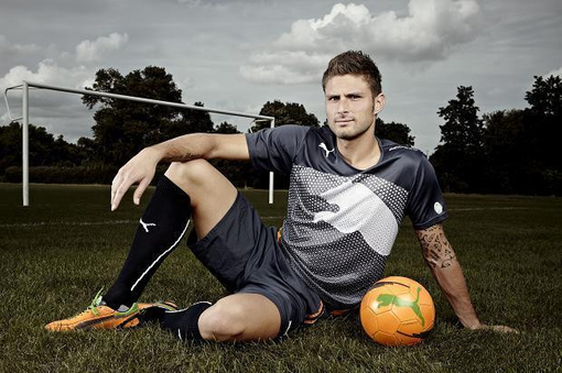 很多人问我如何评价梅西夺冠，评价什么？哪怕你再不...