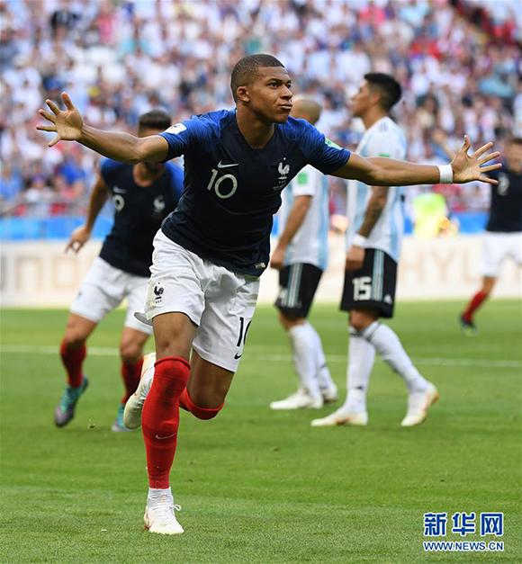 打进一球，格雷罗当选拜仁vs圣保利全场最佳球员