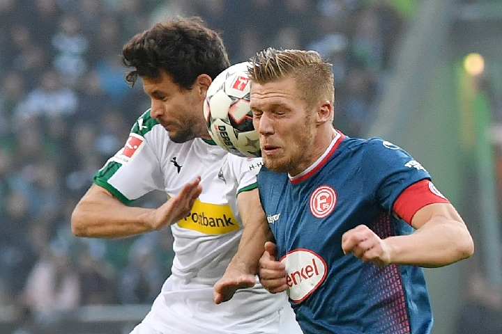 又要掉链子？阿森纳5轮被曼城追4分 重演昔日噩梦？