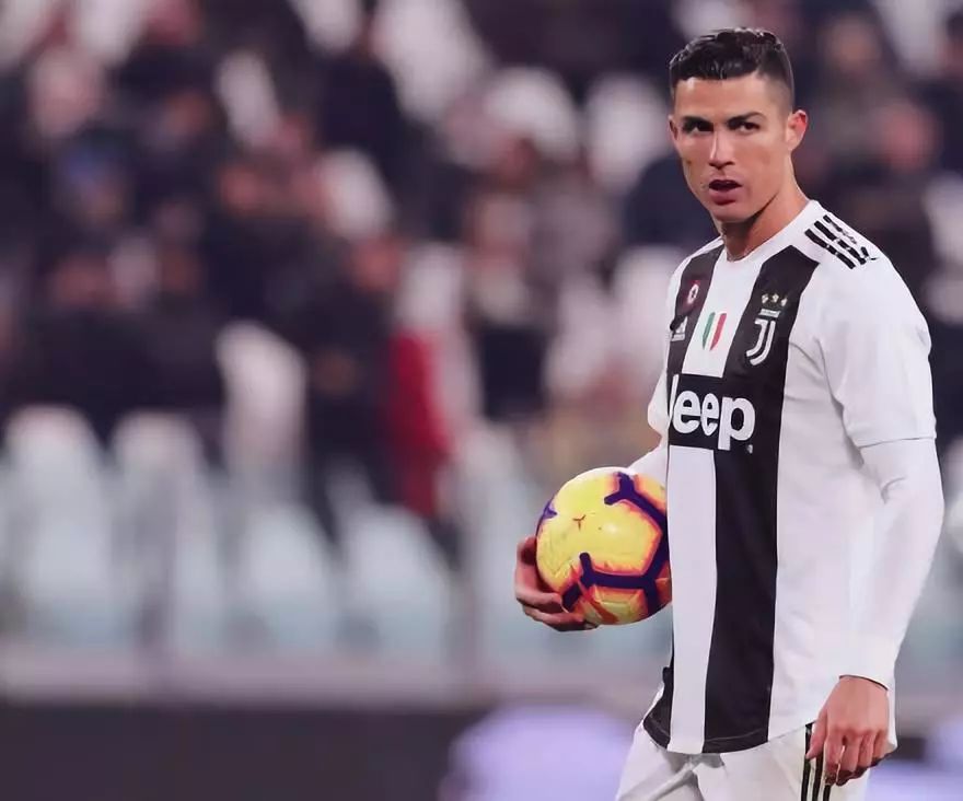 云南外援奥斯卡连续七场联赛参与进球，刷新个人中超最长纪录（云南队外援奥斯卡连续7轮参与进球，改写个人中超最长纪录）