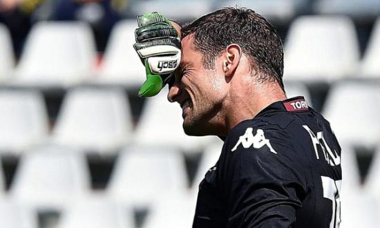 弗格森谈曼联：新门将拉门斯状态出色，球队当前状态正在好转（弗格森：曼联新门将拉门斯发挥抢眼，球队状态回暖）