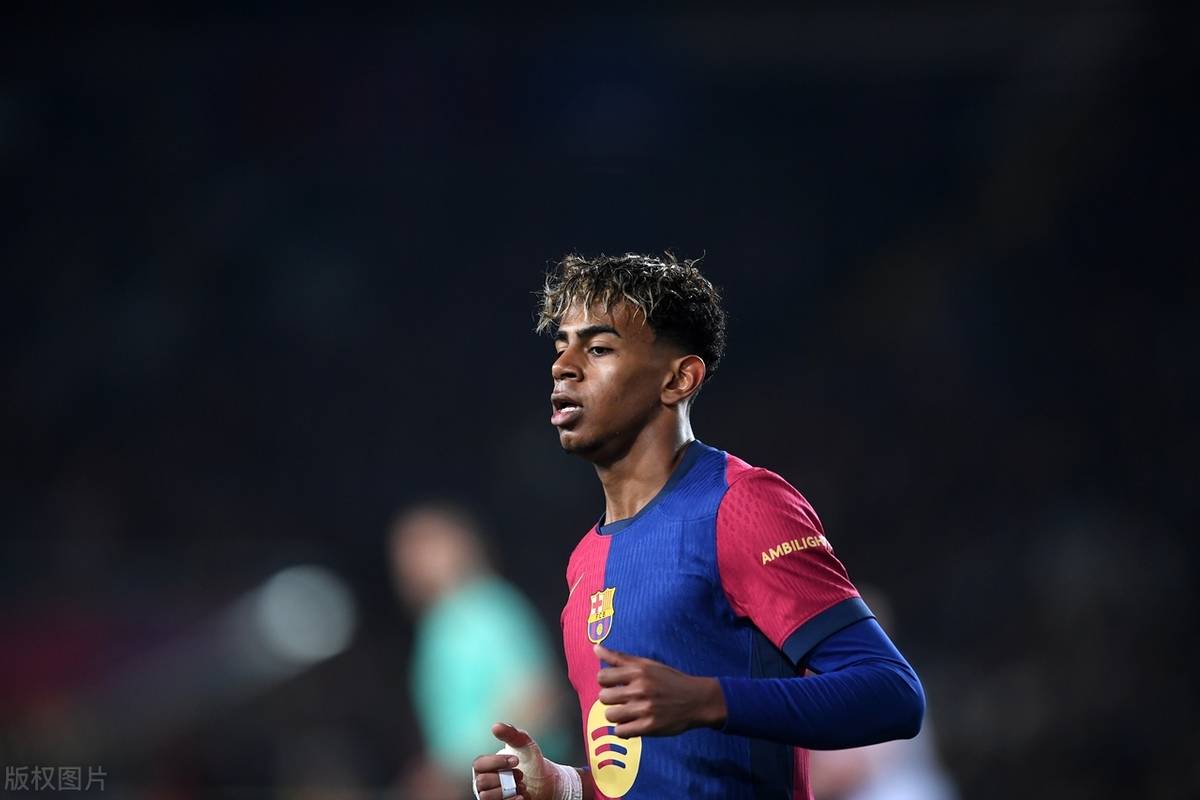 詹俊：连续两场未登场，利物浦给萨拉赫发出冬窗转会信号