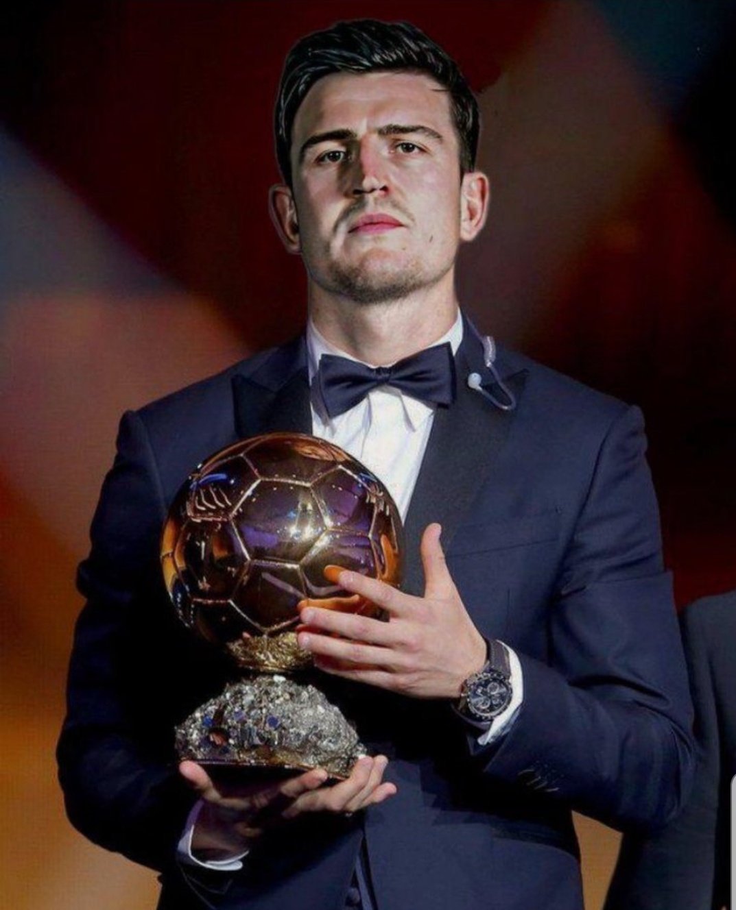 荷甲半场：克拉森世界波建功，阿贾克斯1-0费耶诺德（荷甲半场：克拉森世界波破门，阿贾克斯暂以1-0领先费耶诺德）