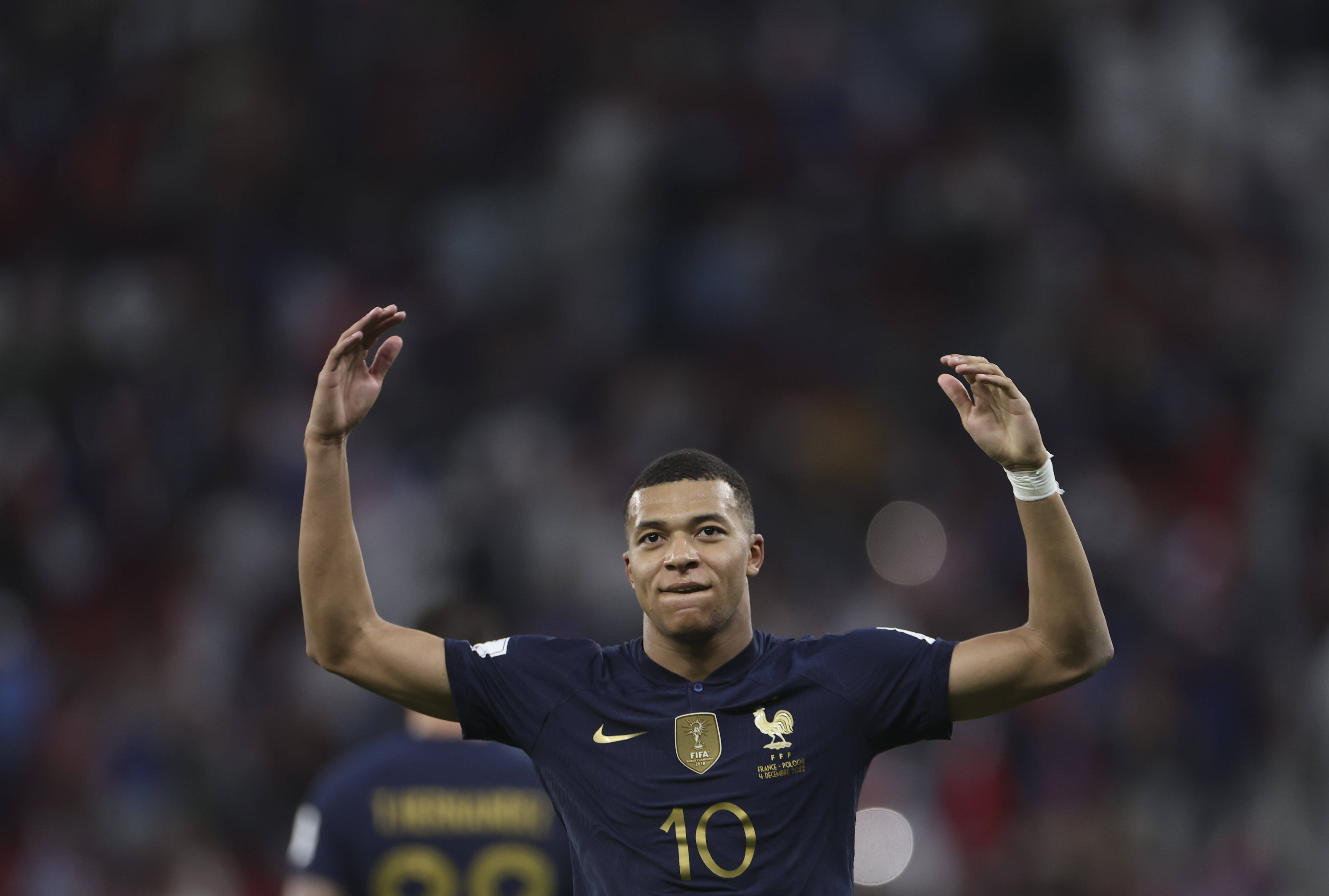 一场5-3逆转，让巴萨甩开2大争冠对手！创造历史：加冕西甲第3队